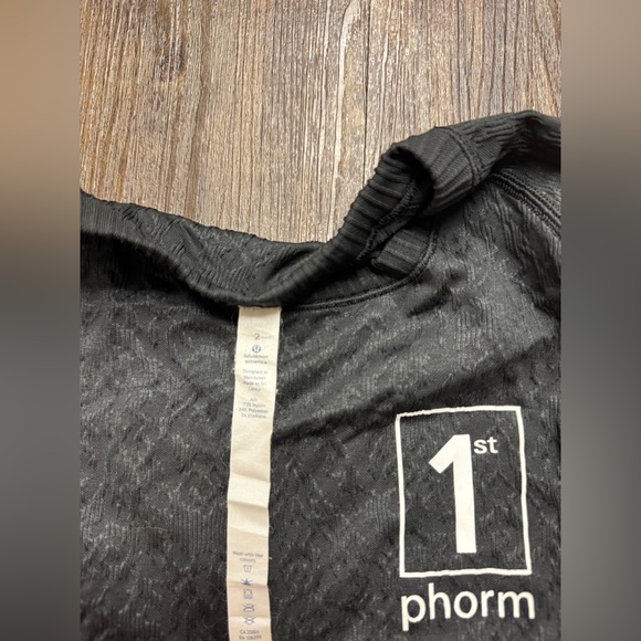 1st Phorm lululemon long sleeve tank - Picture 2 of 6